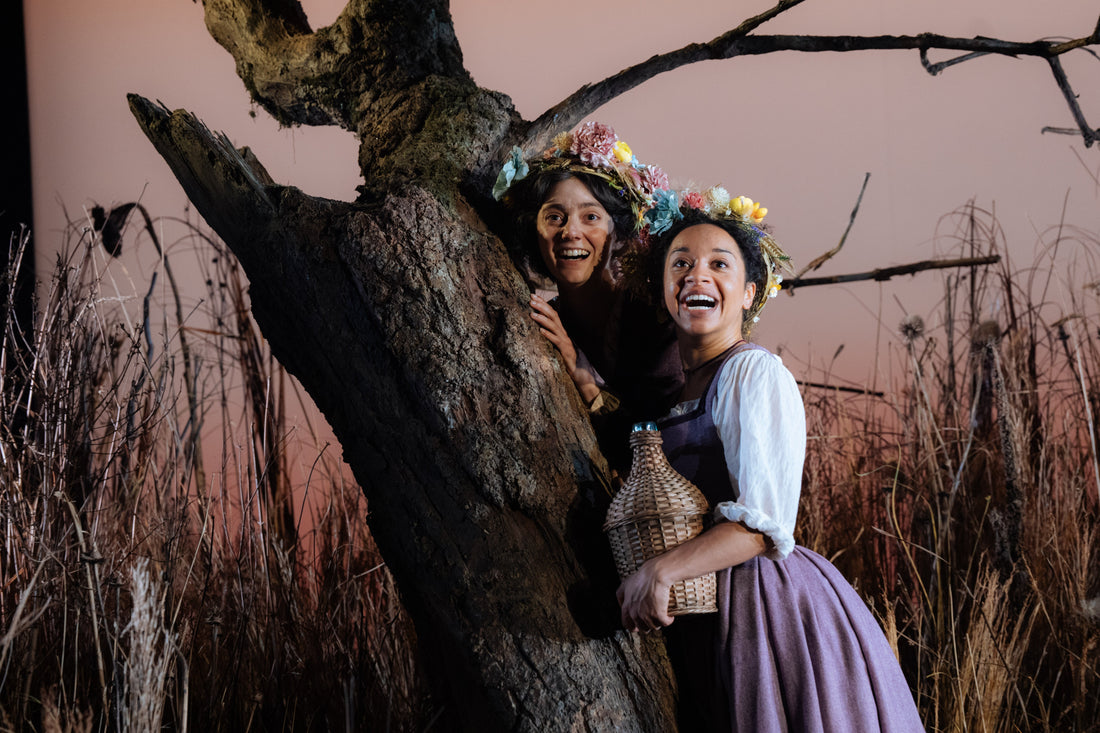 1536 Review – Ambassadors Theatre